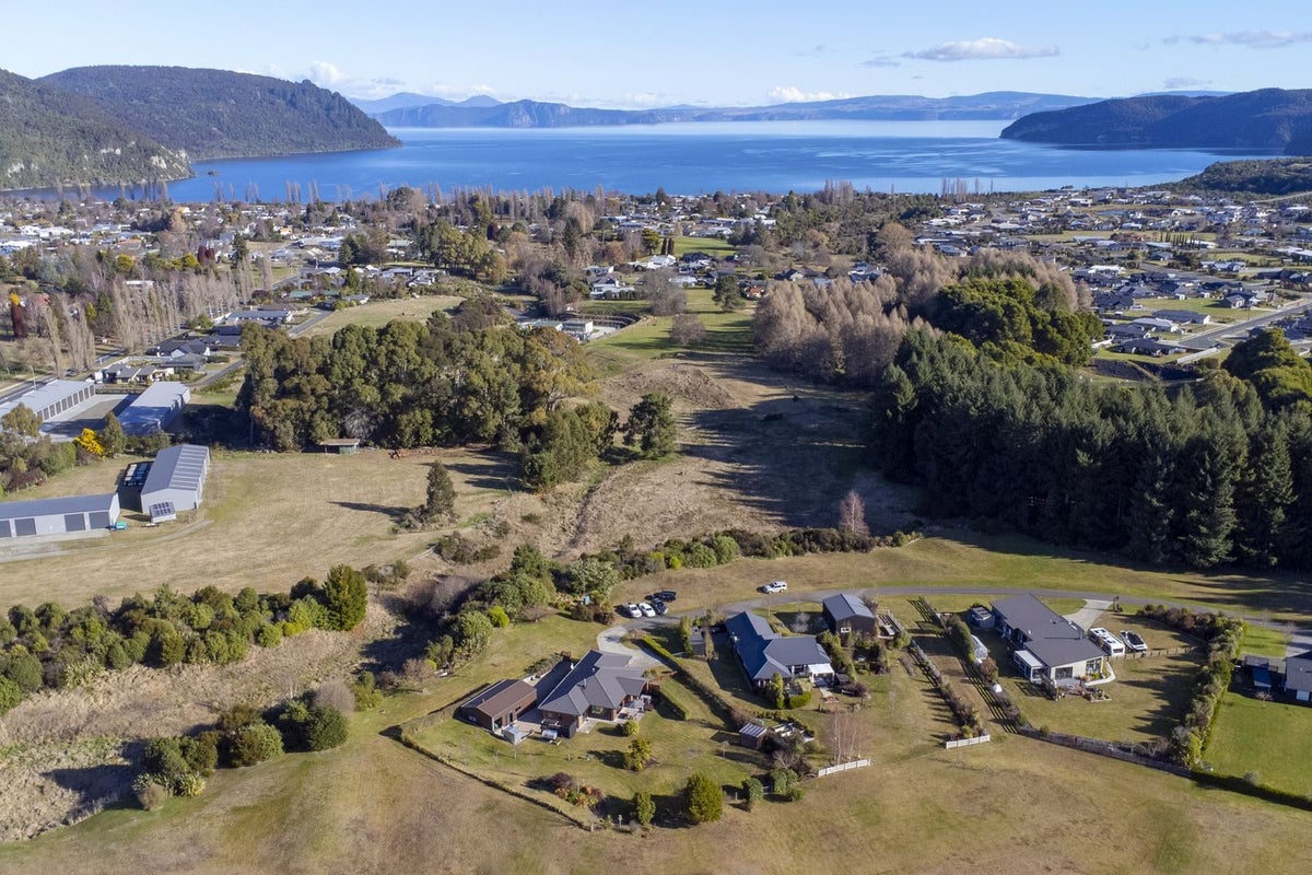 51/500 Kinloch Road, Kinloch, Taupo - Carousel 19
