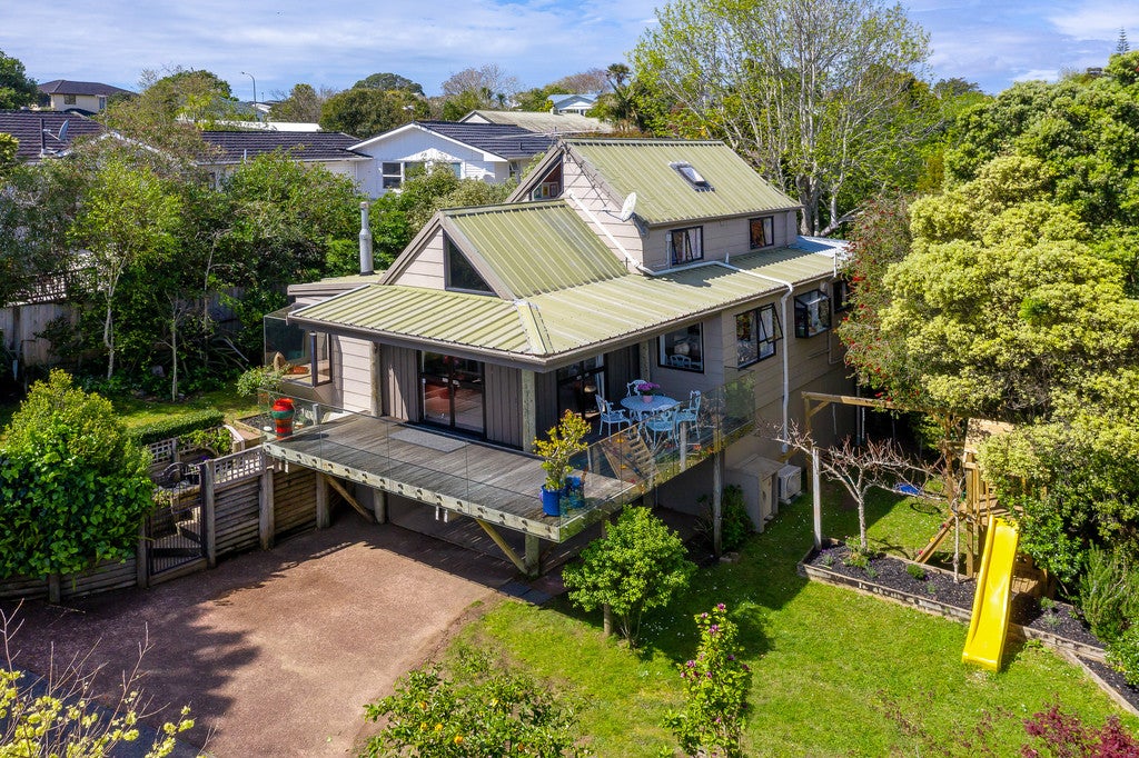 20A Baird Street, Howick, Auckland - Carousel 2