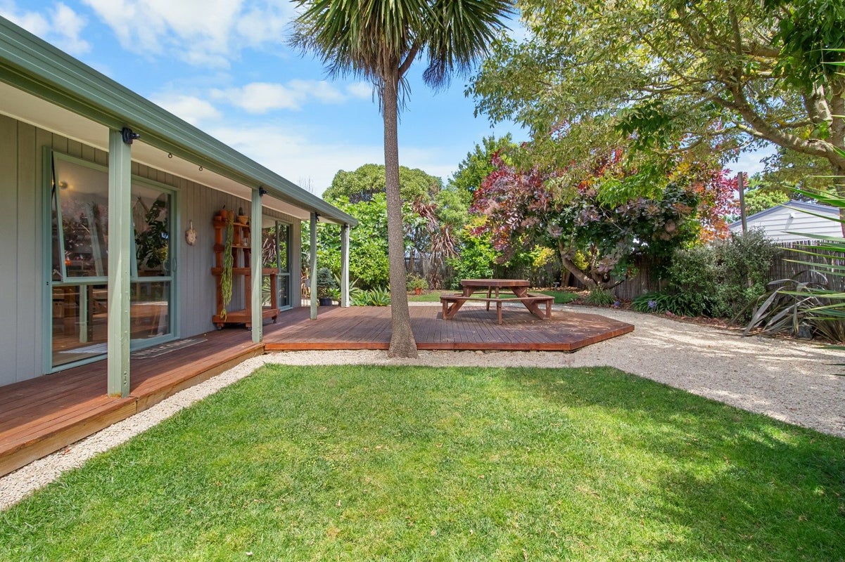 57C Kirk Street, Otaki - Carousel 2