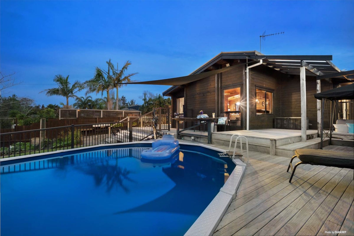 36 Beachlands Road, Beachlands, Auckland - Carousel 1