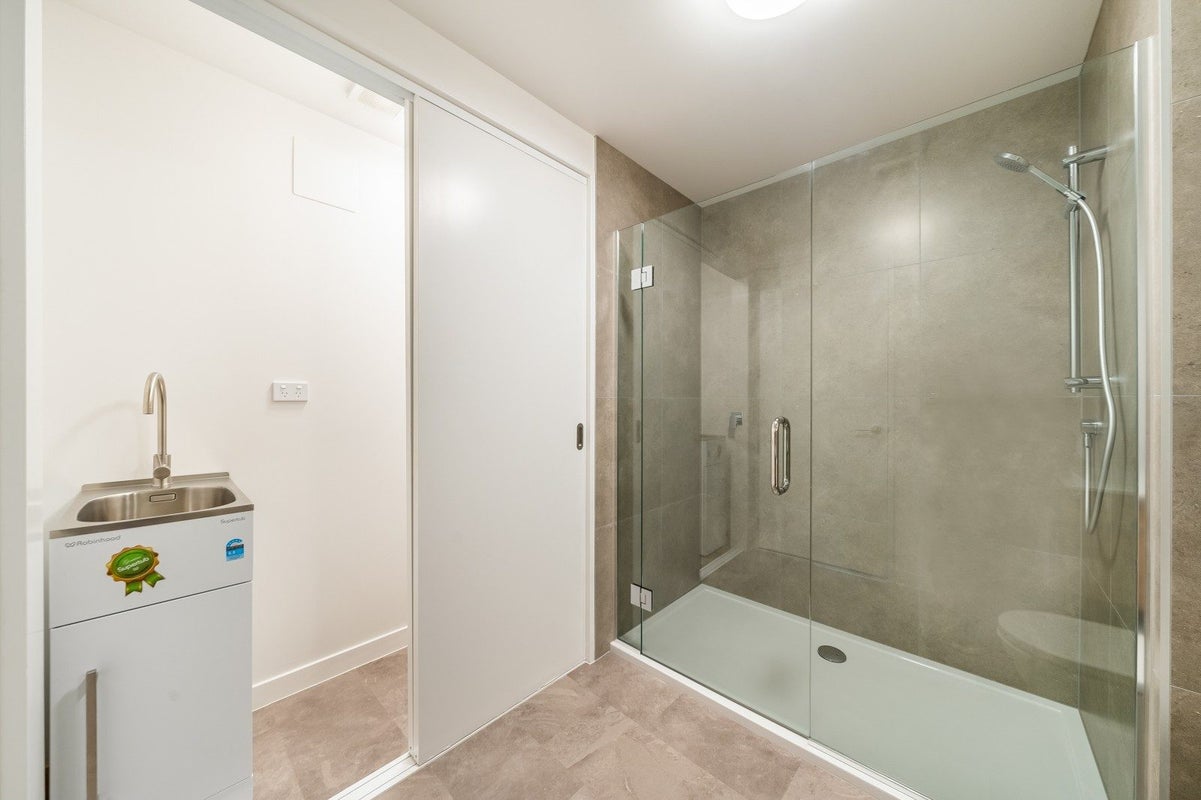 2/69 Tiketike Way, Brooklyn, Wellington - Carousel 24