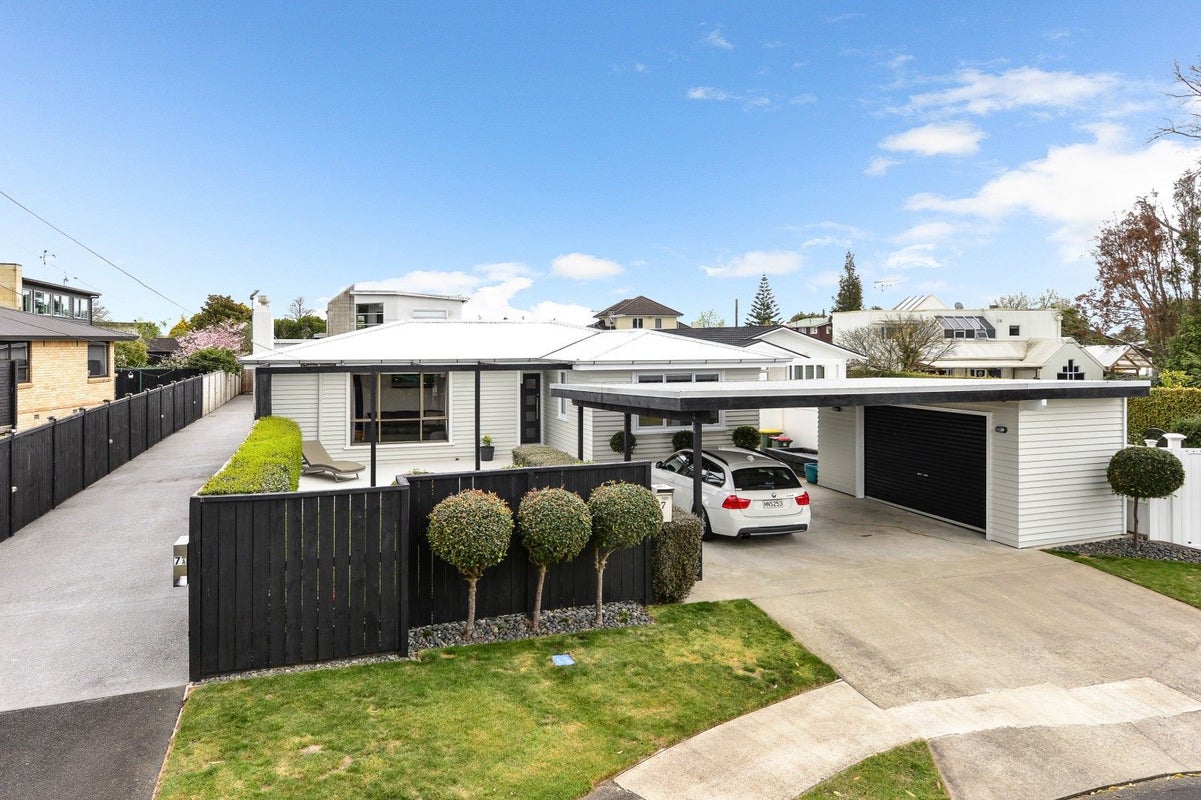 7 Mayfair Avenue, Chartwell, Hamilton - Carousel 1