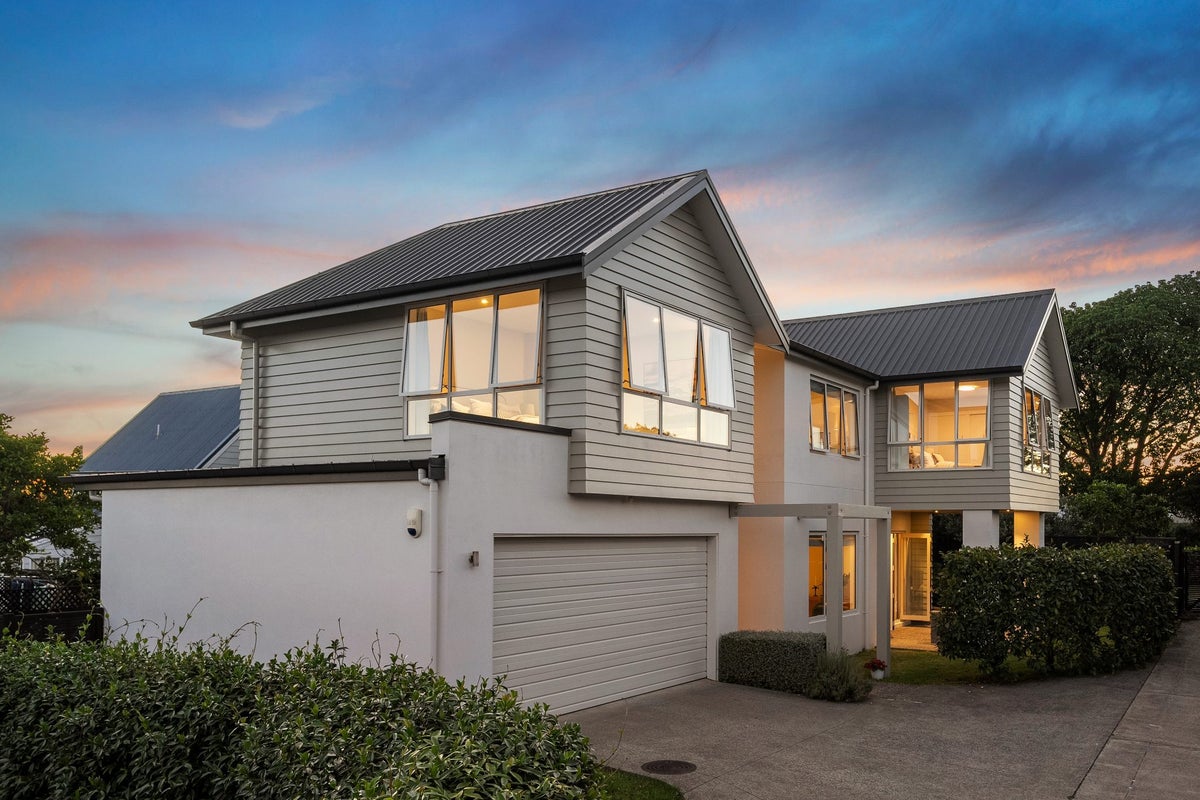 9A Horoeka Avenue, Mount Eden, Auckland - Carousel 1