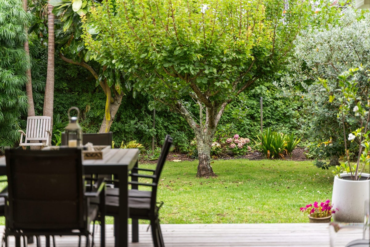 2/40 Speight Road, Kohimarama, Auckland - Carousel 2