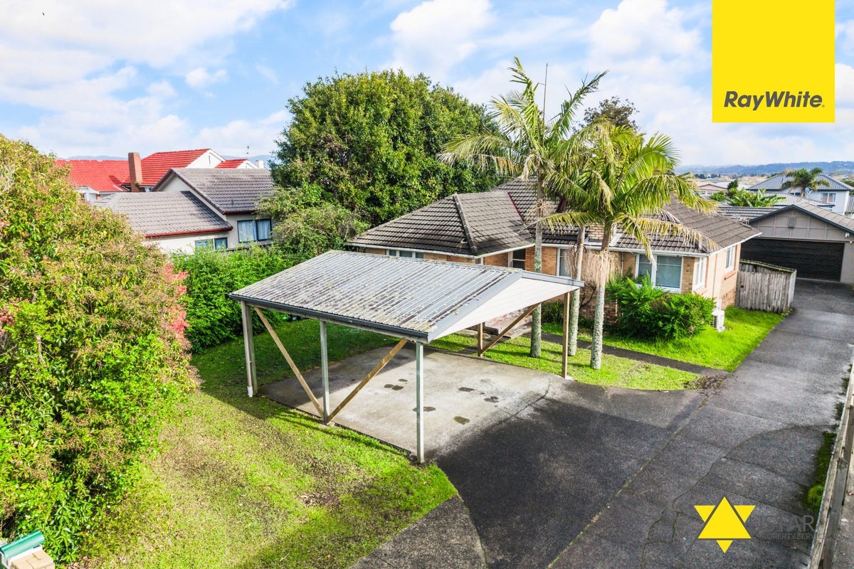 232 Te Atatu Road, Te Atatu South, Auckland - Carousel 2