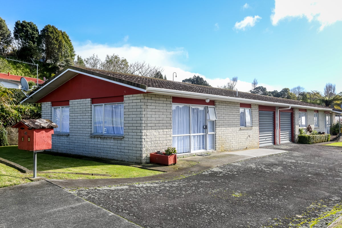 78 Cumberland Street, Welbourn, New Plymouth - Carousel 16