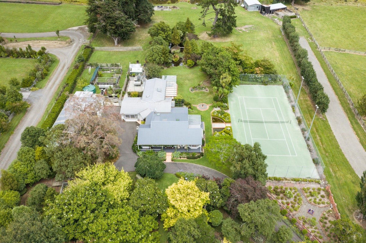 36 Forest Hill Road, Aokautere, Palmerston North - Carousel 50
