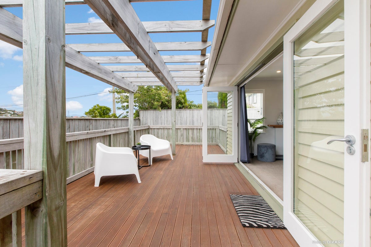 58 Salford Street, Newlands, Wellington - Carousel 2