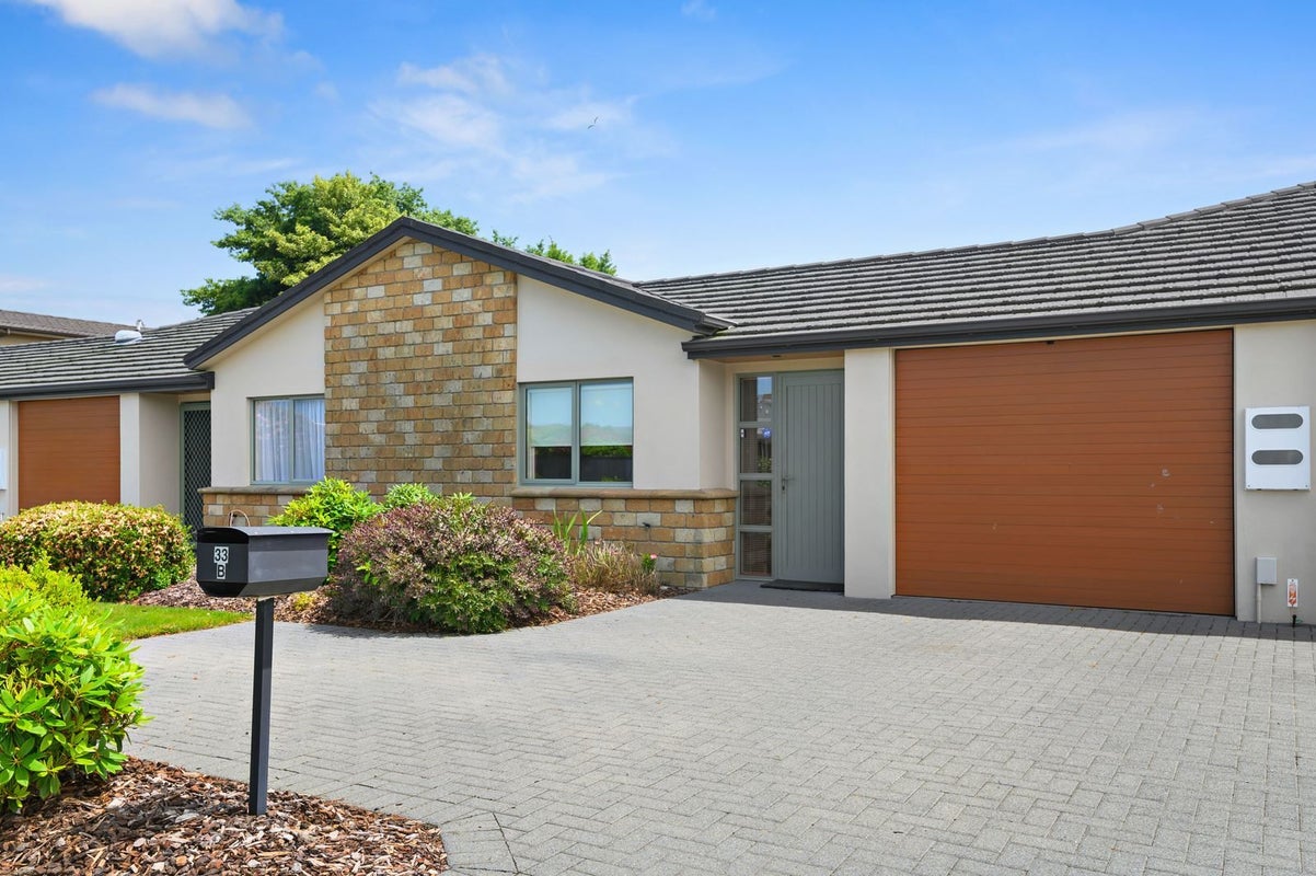 33B Grey Street, Glenholme, Rotorua - Carousel 1