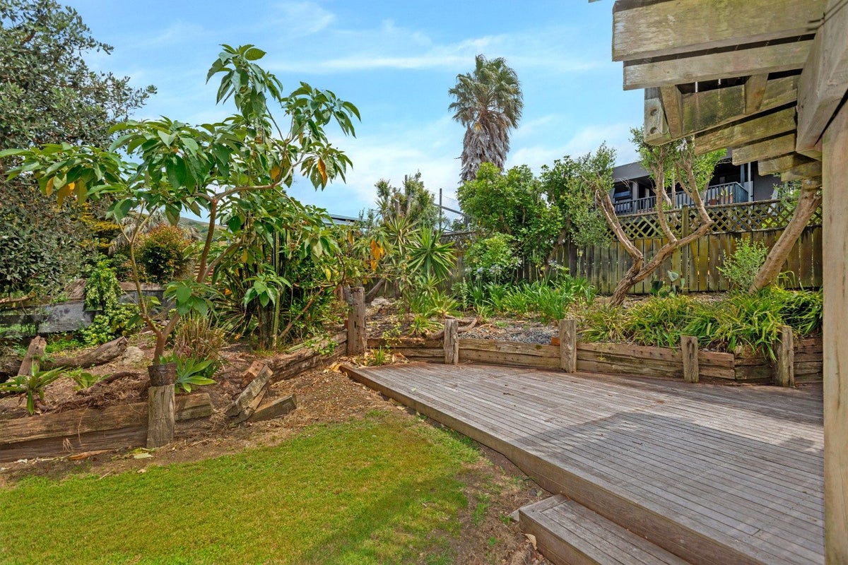 4 Lysnar Street, Okitu, Gisborne - Carousel 29