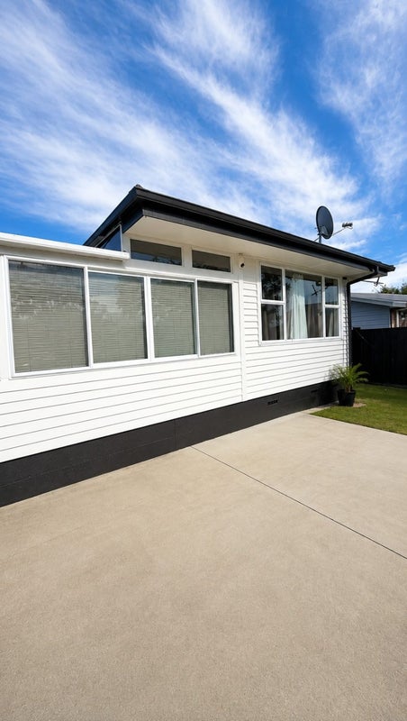 2 Jeanette Street, Glenview, Hamilton - Carousel 2