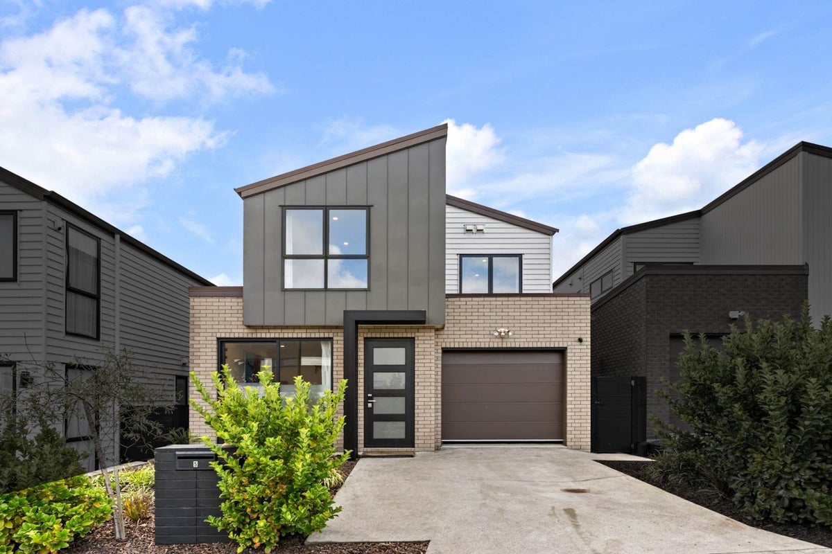 5 Mita Road, Silverdale, Silverdale - Carousel 1