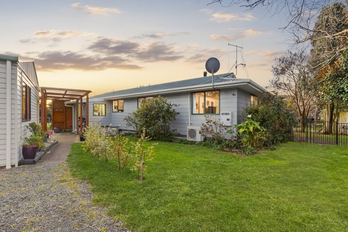 1213 Maungakawa Road, Te Miro, Cambridge - Carousel 1