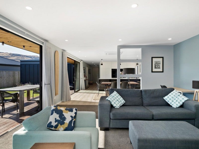55 Jack Hanley Drive, Jacks Point, Queenstown - Carousel 1