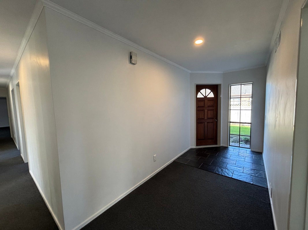 26 Exeter Crescent, Springvale, Whanganui - Carousel 2