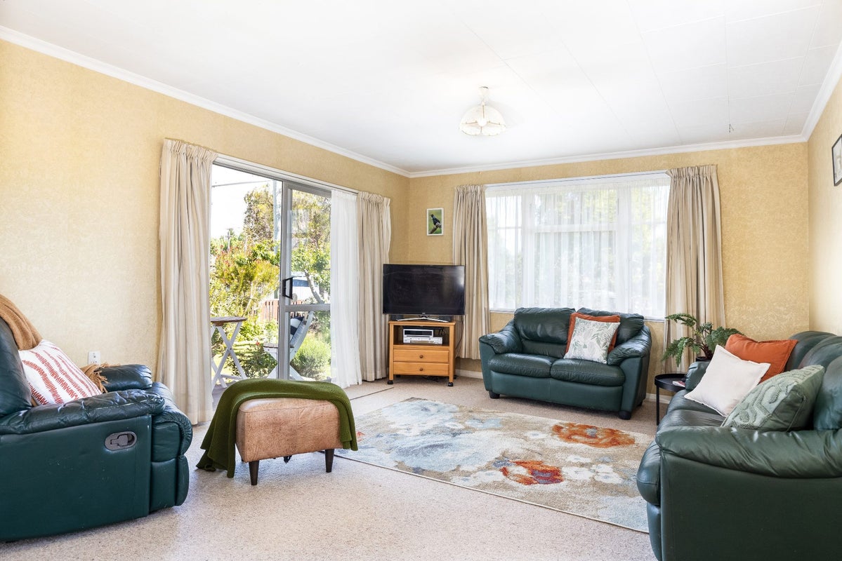 118 Budge Street, Riversdale, Blenheim - Carousel 2