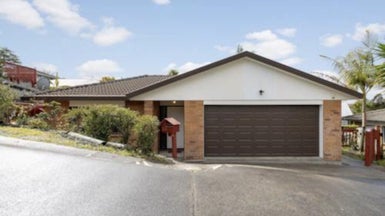 10 Shah Place, Glen Eden, Auckland - Carousel 1