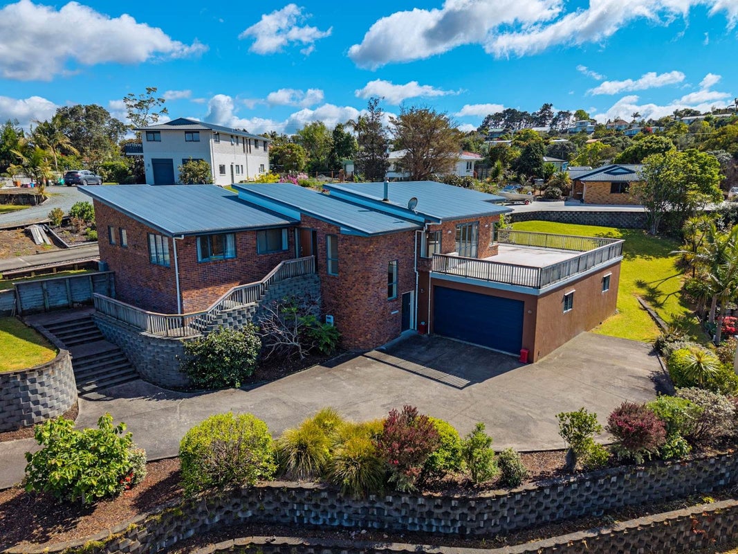 5C Whangarei Heads Road, Onerahi, Whangarei - Carousel 1