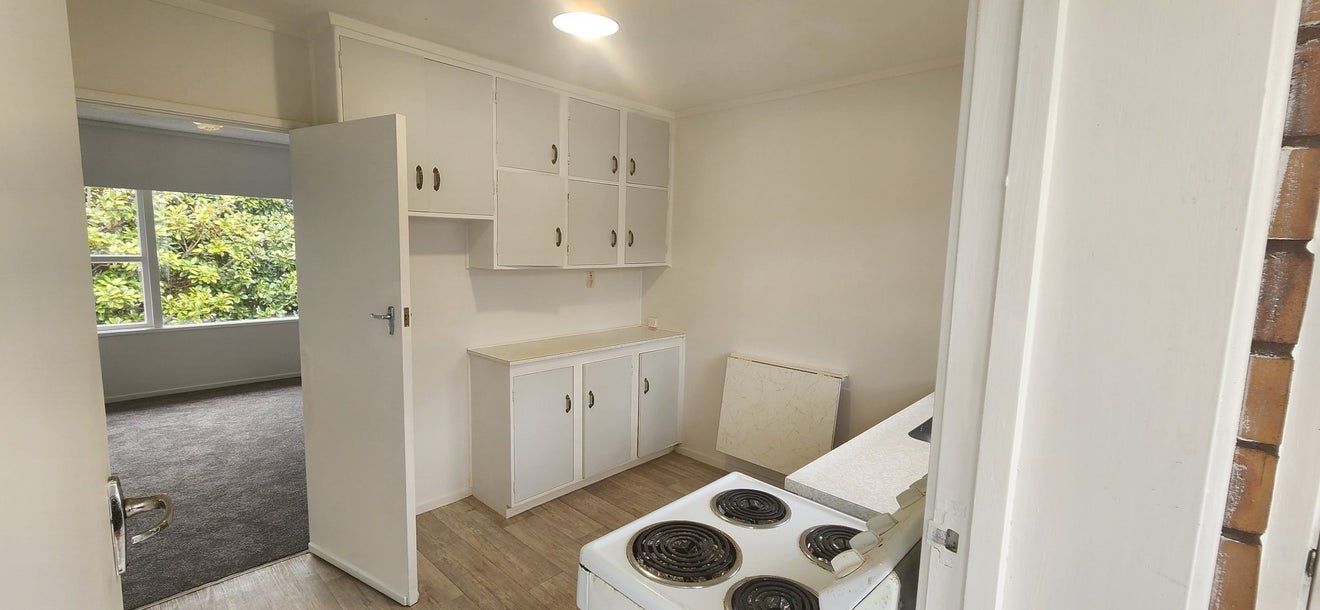 2/31 Beatrice Avenue, Hillcrest, Auckland - Carousel 9