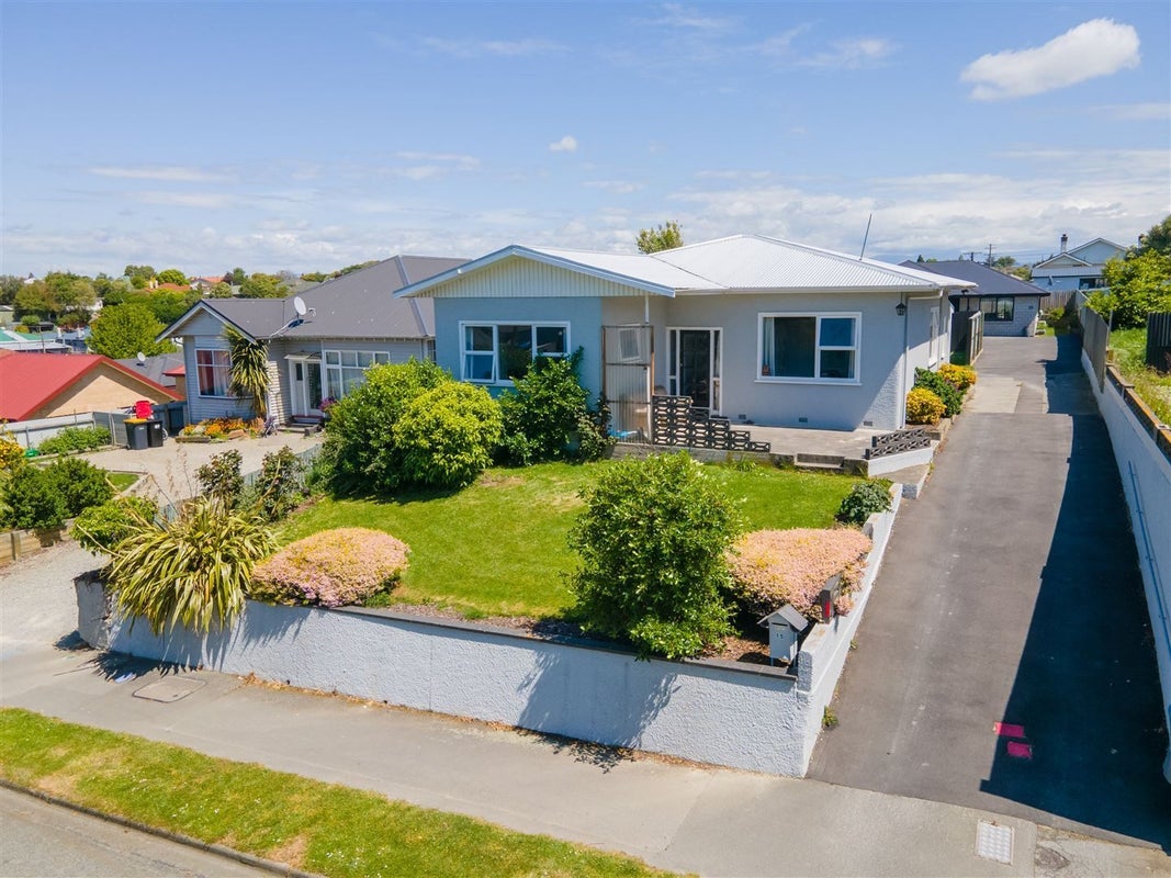 15 Woodlands Road, Parkside, Timaru - Carousel 1