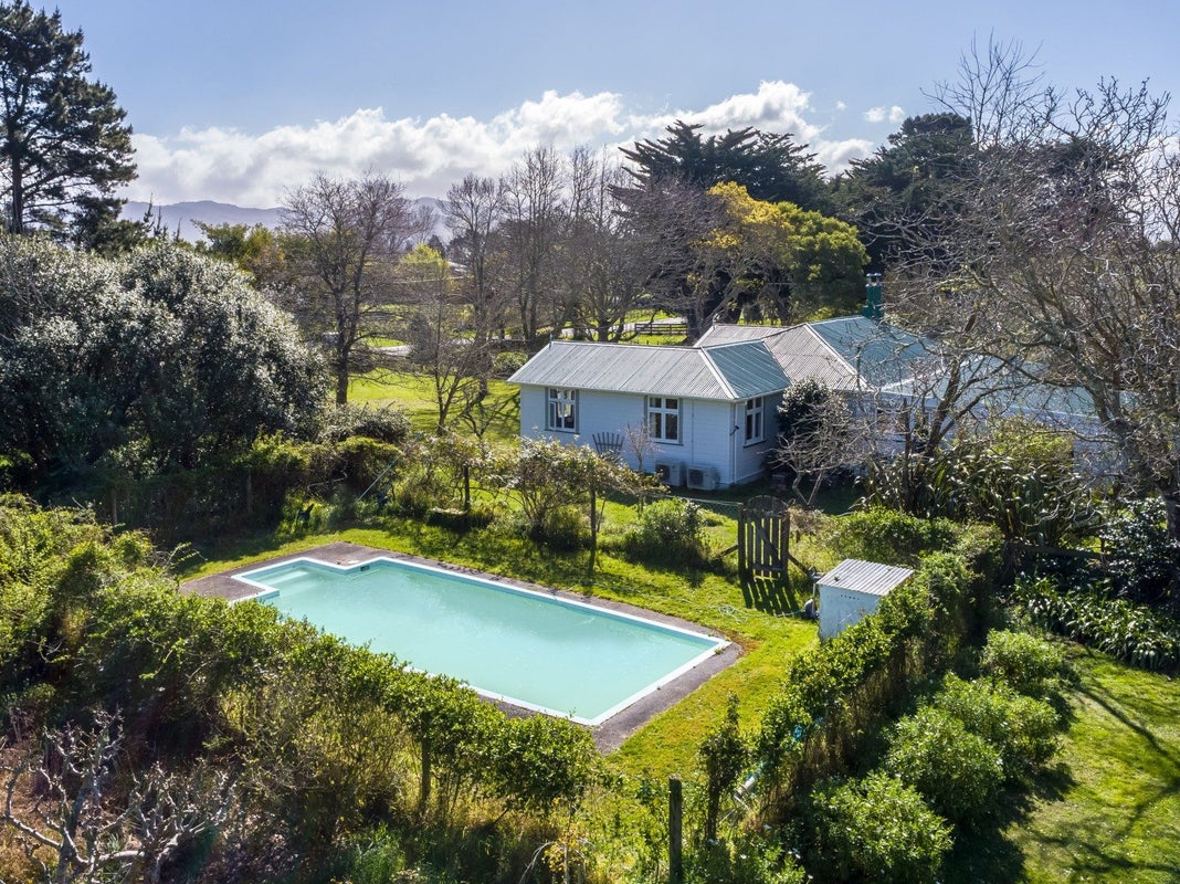 96 Chester Road, Clareville, Carterton - Carousel 2