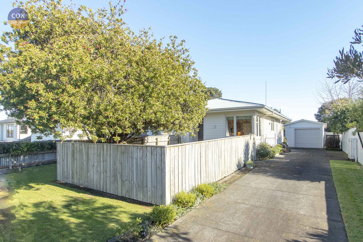6 Masefield Avenue, Maraenui, Napier - Carousel 1