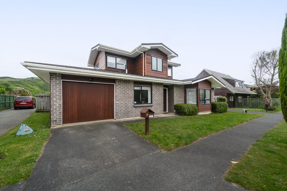 8 Furlong Crescent, Churton Park, Wellington - Carousel 17