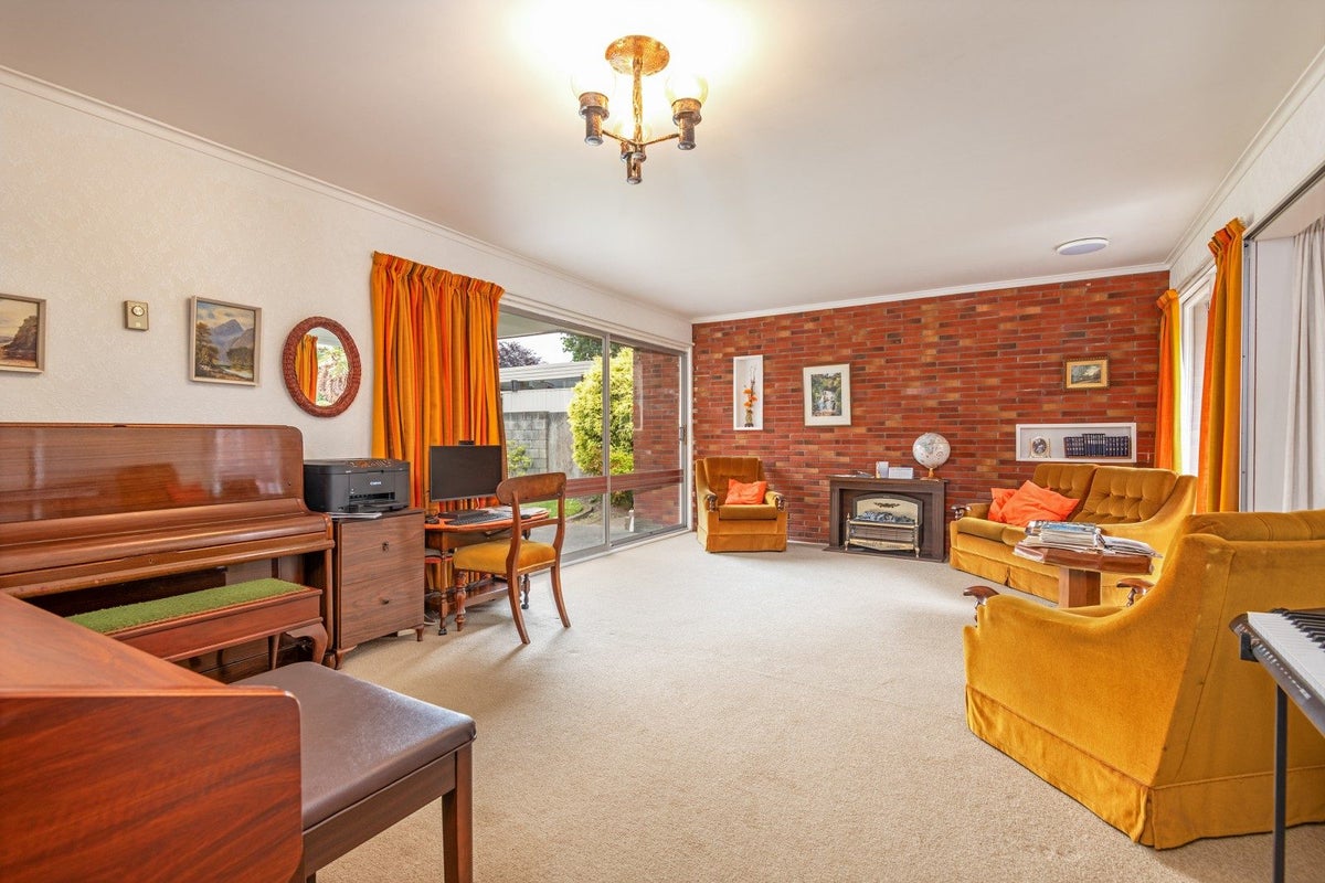 10 Chilton Grove, Hokowhitu, Palmerston North - Carousel 2