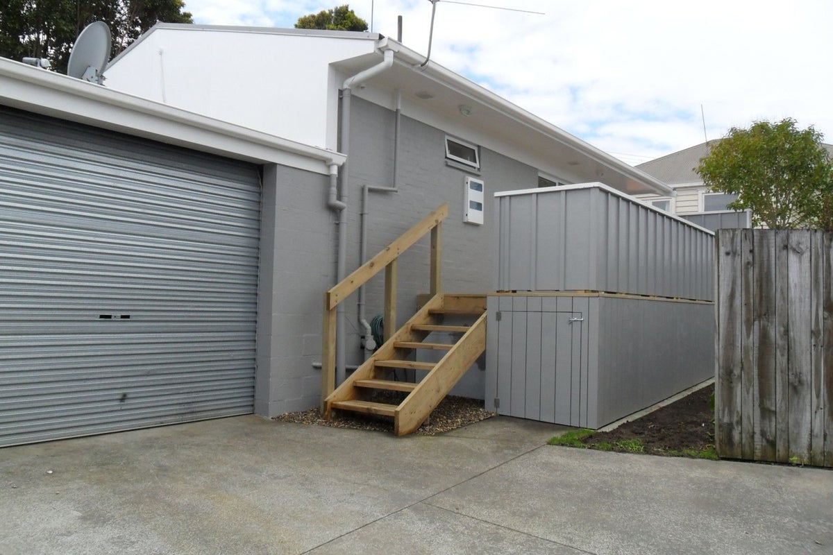 2/1 Balmain Road, Birkenhead, Auckland - Carousel 6