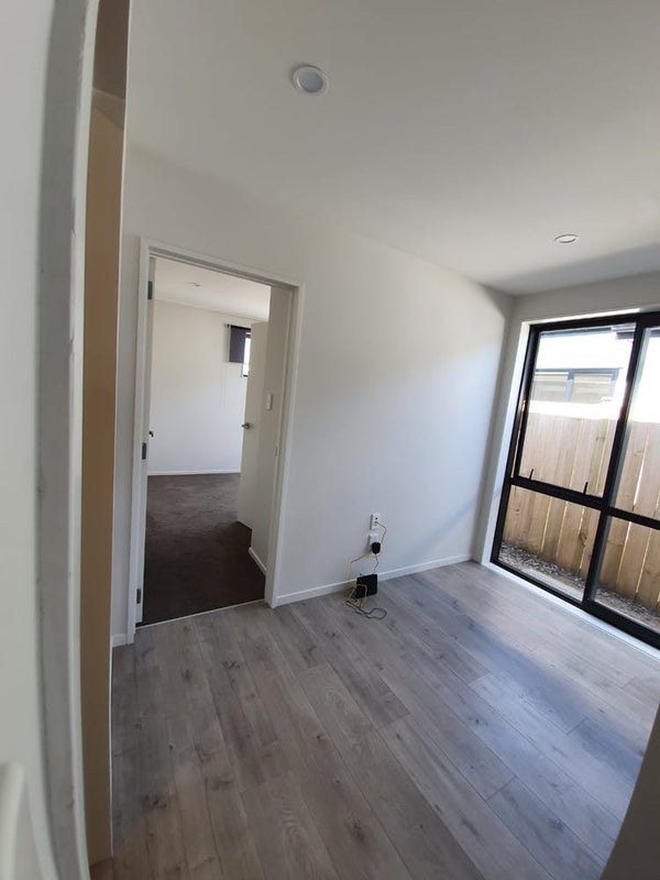 22 Castlepoint AVE, Takanini, Takanini - Carousel 1
