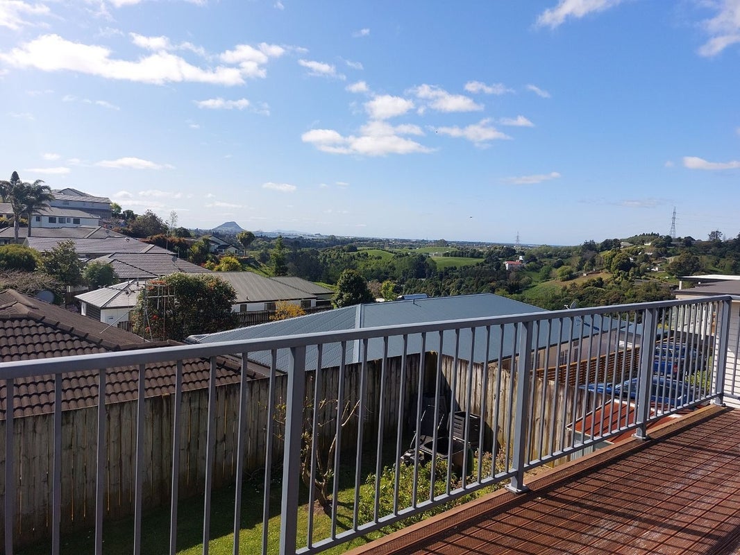 5 Tautara Place, Ohauiti, Tauranga - Carousel 1