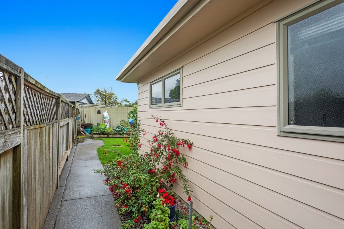 13 Edgewater Grove, Whakatane, Whakatane - Carousel 25