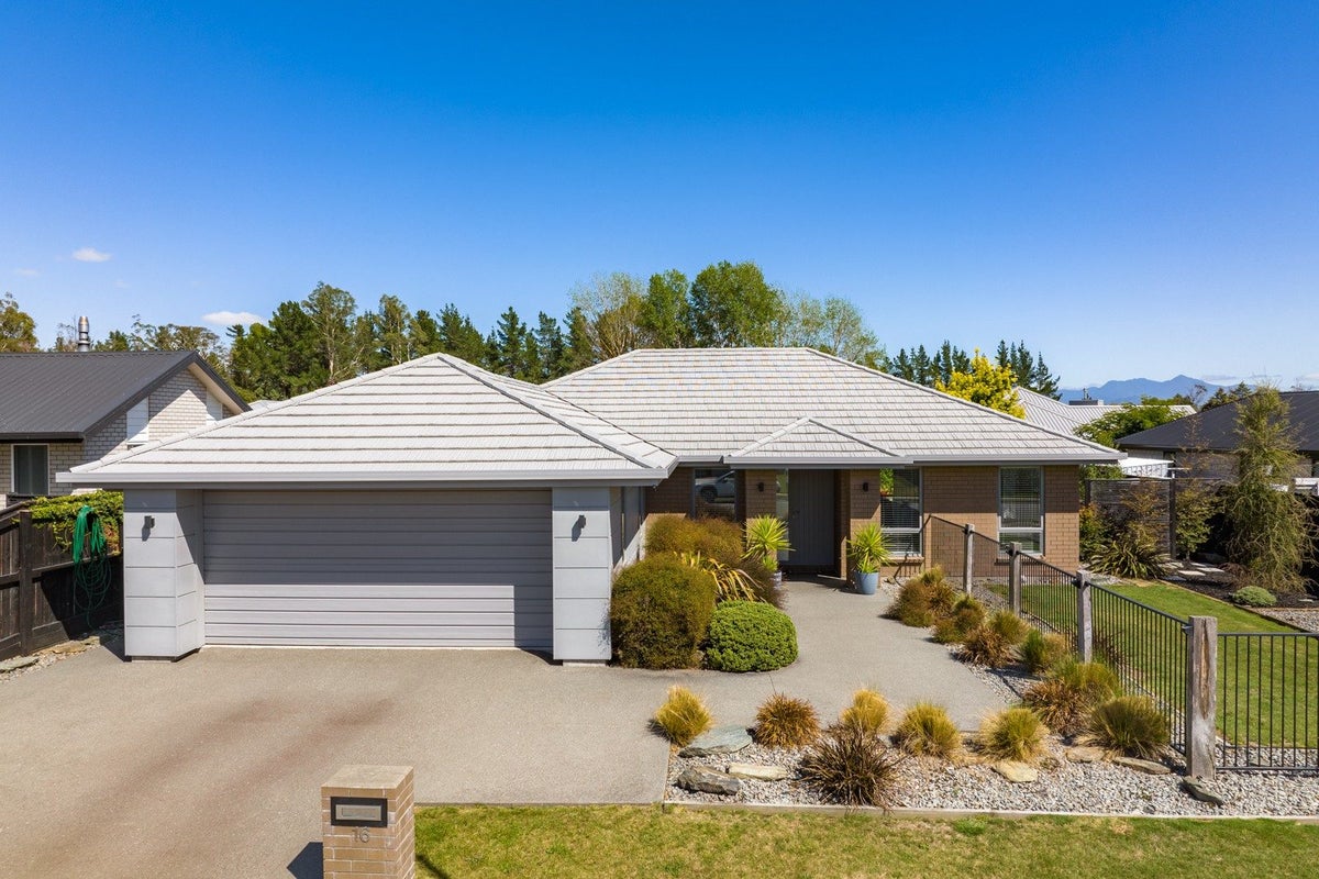 16 Maeburn Street, Witherlea, Blenheim - Carousel 2