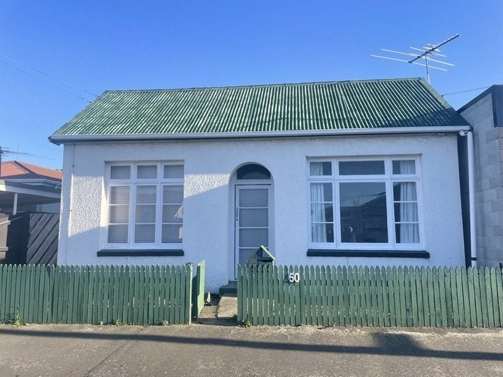 50 Surrey Street, Caversham, Dunedin, Otago - Carousel 1