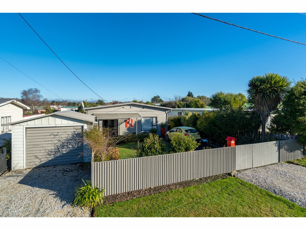 125 Beach Street, Waikouaiti, Waikouaiti - Carousel 1