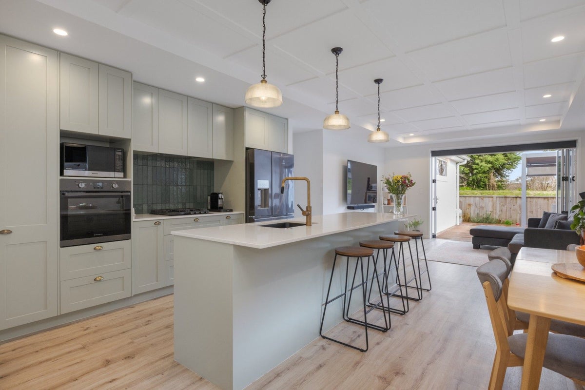 5 Hinaki Street, Poike, Tauranga - Carousel 2