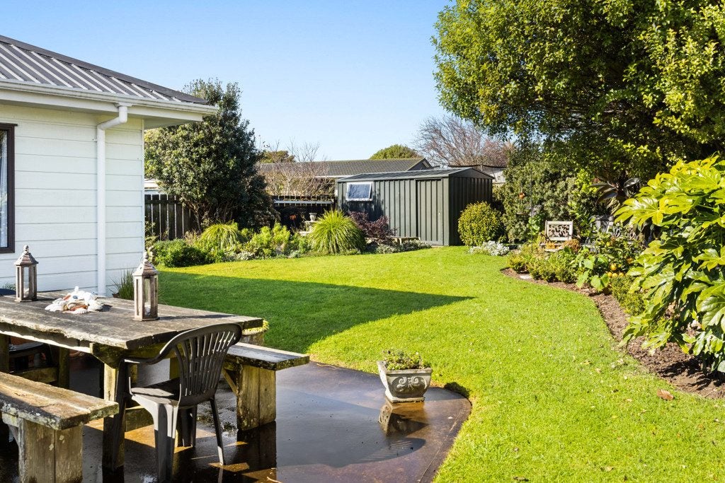 6 Dillon Drive, Bell Block, New Plymouth - Carousel 2