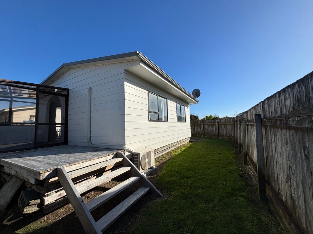7 Colenso Place, Otaki Beach, Otaki - Carousel 11