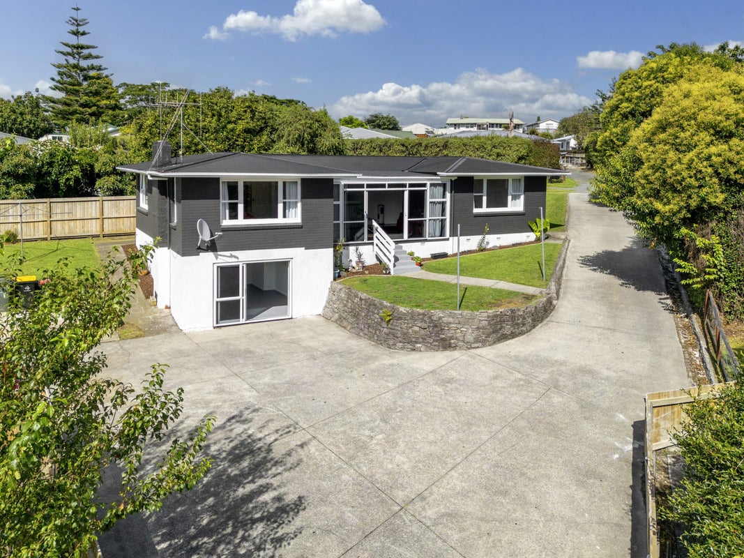 44 Paine Street, Judea, Tauranga - Carousel 1
