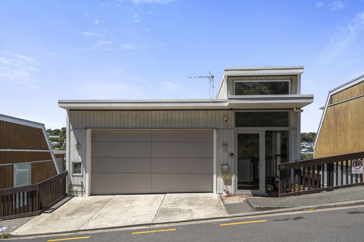 73 Tiketike Way, Brooklyn, Wellington - Carousel 1