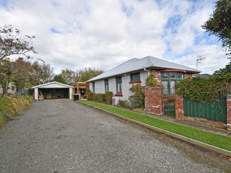 69 Totara Street, Newfield, Invercargill - Carousel 1