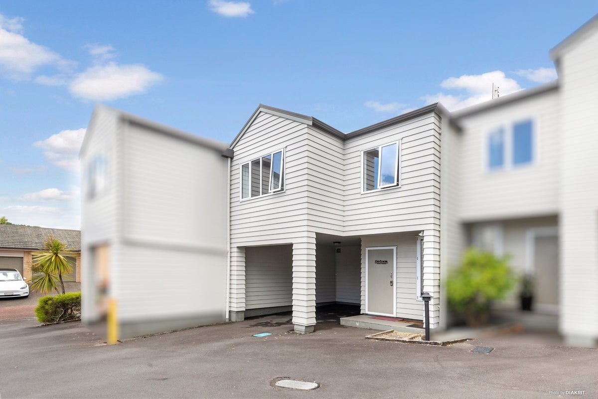 9/30 John Jennings Drive, Oteha, Auckland - Carousel 2