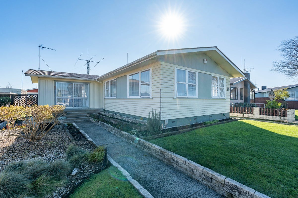 5 Bremridge Place, Melville, Hamilton - Carousel 18