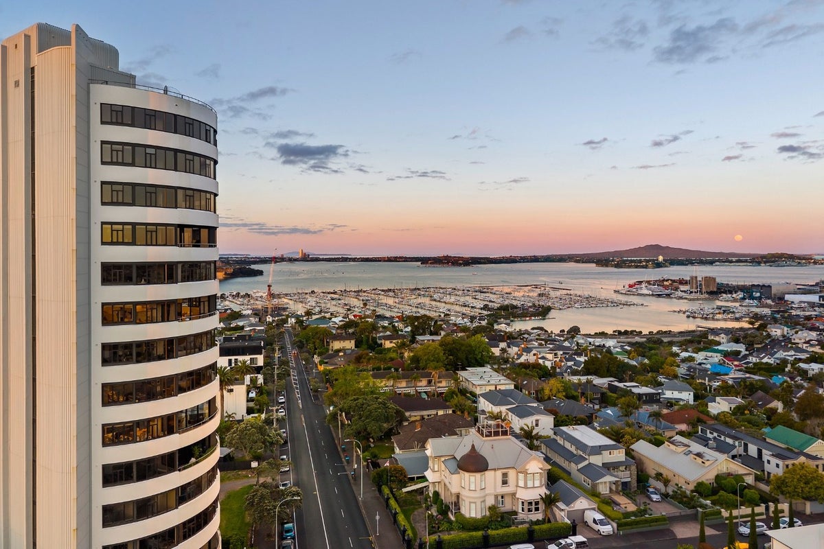 10/10 Shelly Beach Road, Ponsonby, Auckland - Carousel 1
