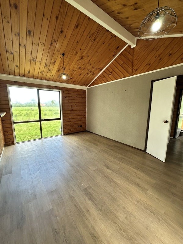 1326 Dairy Flat Highway, Albany - Carousel 2