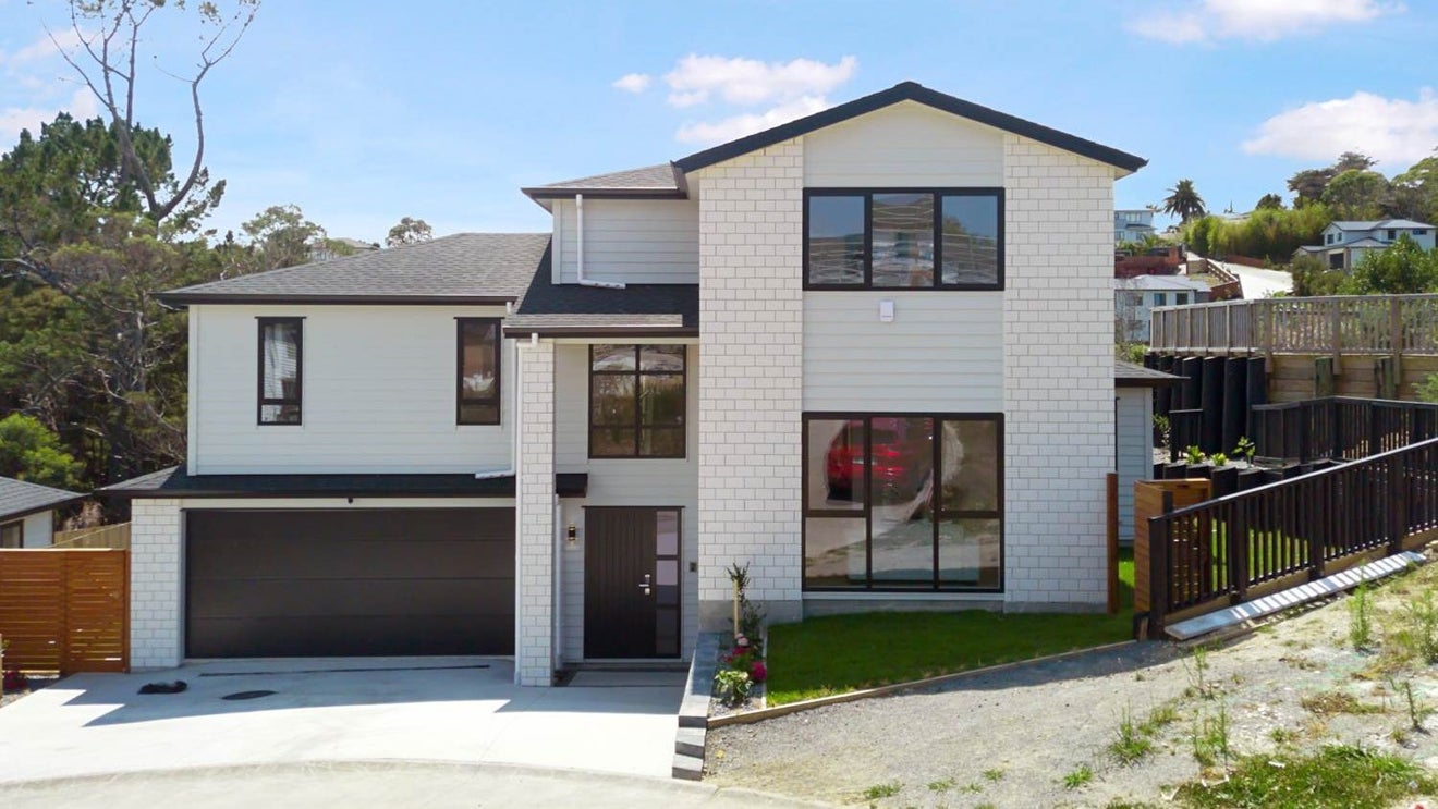 16 Ara Mara Hua, Henderson, Auckland - Carousel 1