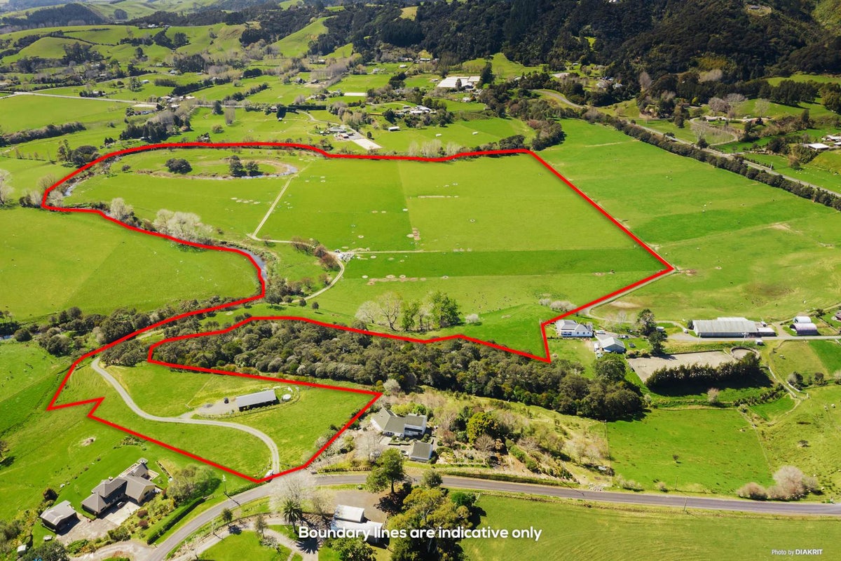 36 Pioneer Road, Clevedon, Papakura - Carousel 1