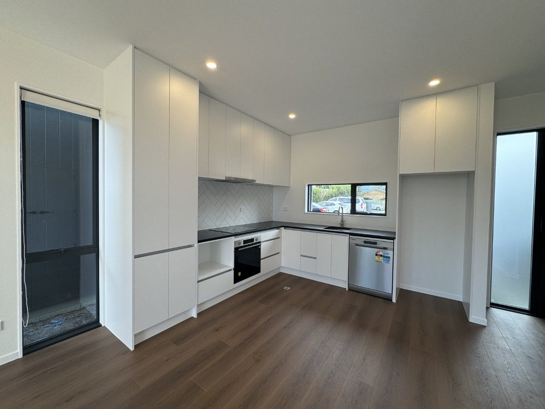 11/36 Brady Road, Otahuhu, Auckland - Carousel 2