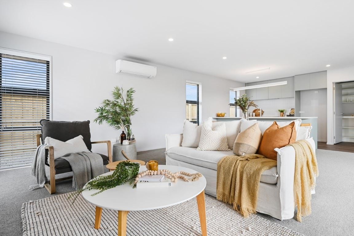 18 Chambers Avenue, Woodend, Woodend - Carousel 2