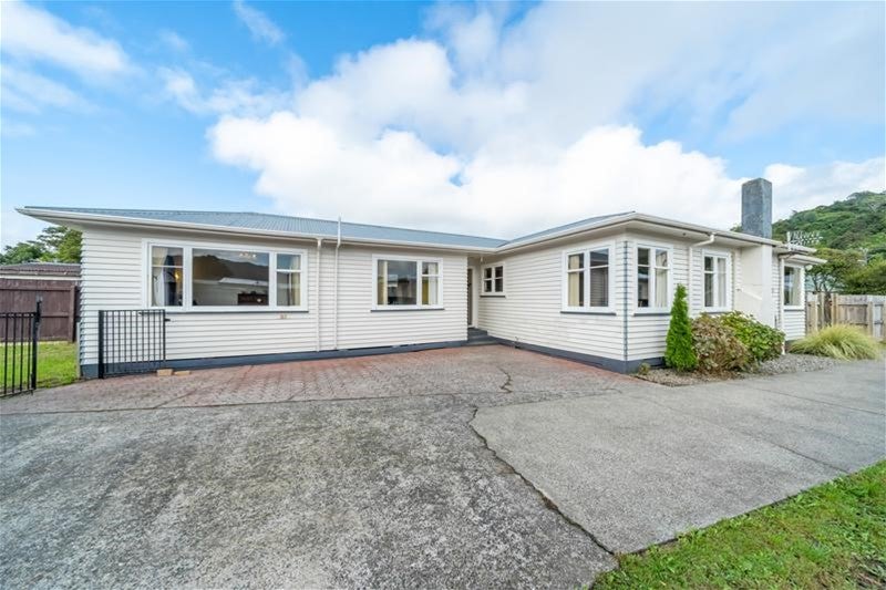 70 Westminster Road, Wainuiomata, Lower Hutt - Carousel 1